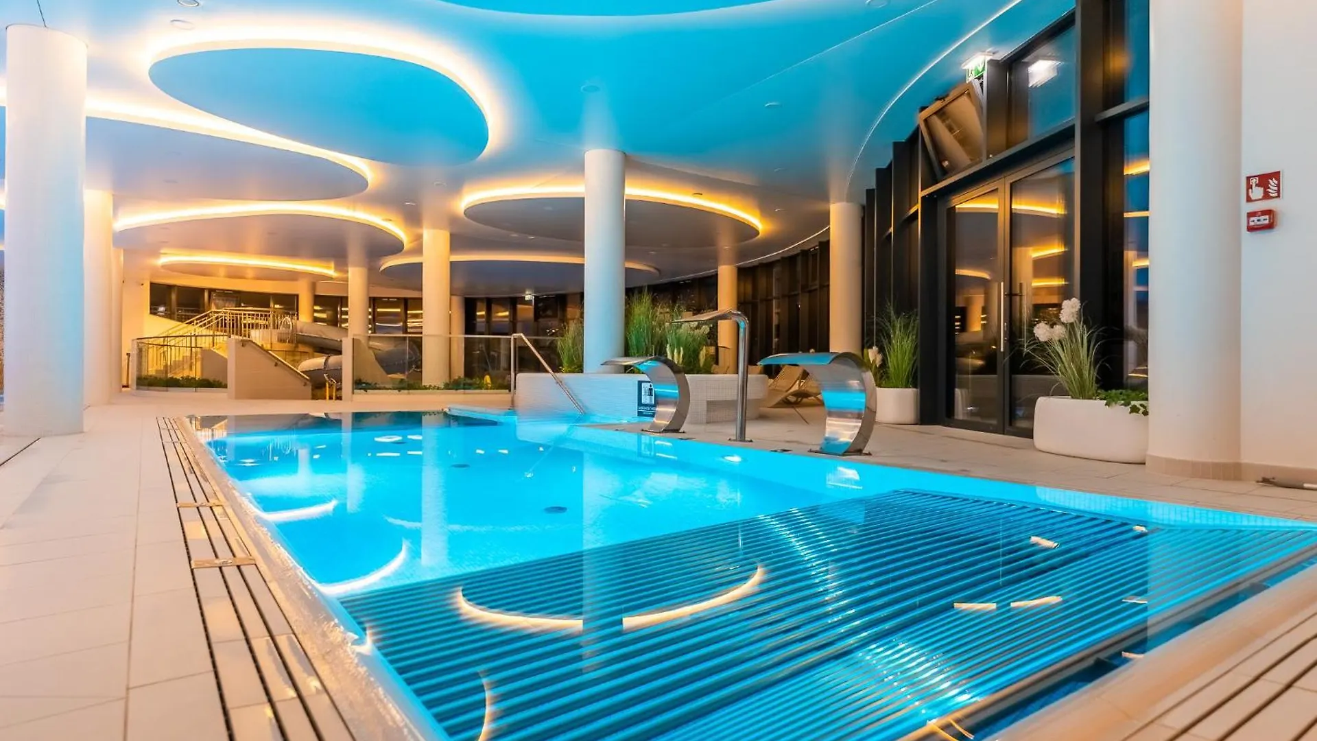 Apartment Apartamenty Fenomen - Dune, Polanki Aqua W Kolobrzegu, Free Parking, Swimming Pool, Sauna And Other!